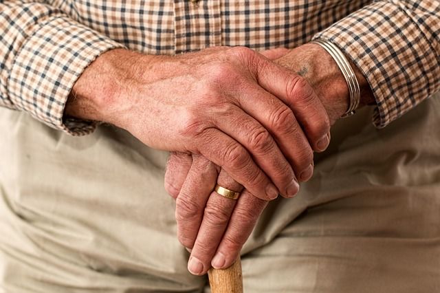 Evaluación gerontogeriátrica integral del adulto mayor con enfermedad de Parkinson