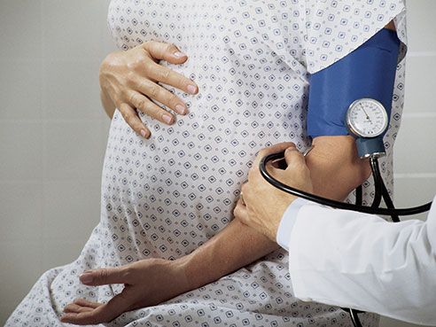 Manejo de la trombastenia de Glanzmann durante el embarazo: reporte de un caso y revisión de la literatura.