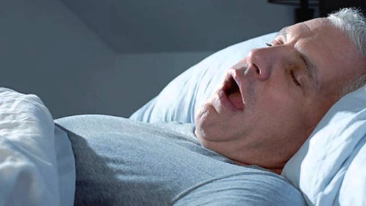 Apnea central del sueño con patrón de respiración Cheynes-Stokes